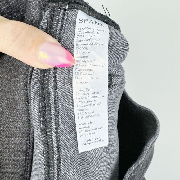 SPANX | Pull On Distressed Black Skinny Jeans Jeggings Women’s Size Small - Picture 10 of 11